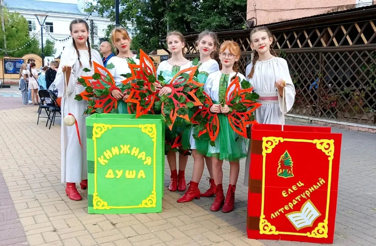 Студия оригинального жанра «Пламя» приняла участие в литературном фестивале «Книжная душа»